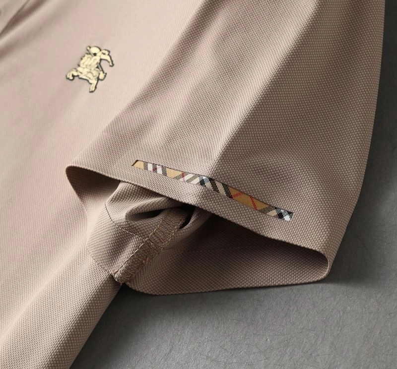 WellDesigned Burberry T-Shirts 101901