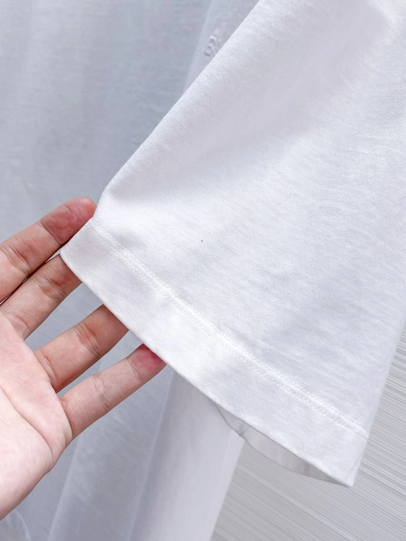 Burberry T-Shirts ModernLook 101880