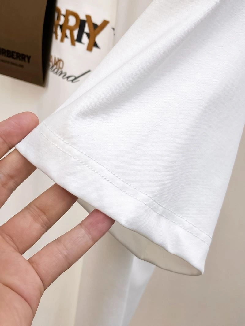 Burberry T-Shirts Durable 101893
