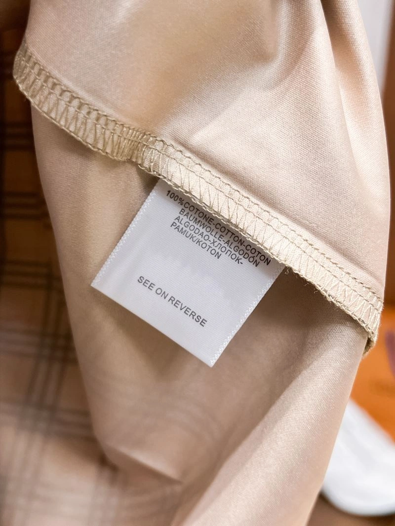 Flexible Burberry T-Shirts 101848