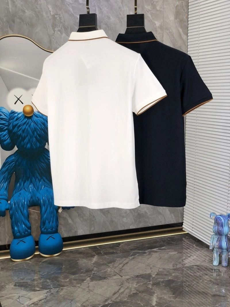 Burberry T-Shirts Vibrant 101855