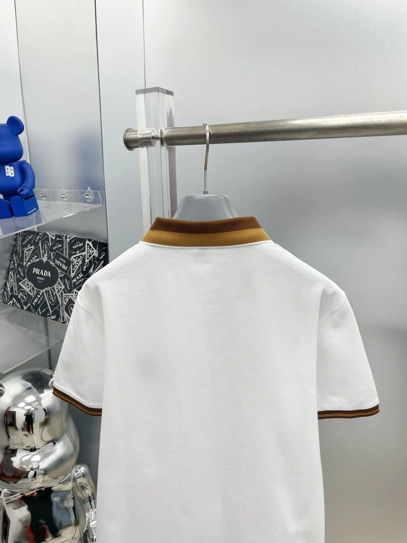 Unisex Burberry T-Shirts 101842