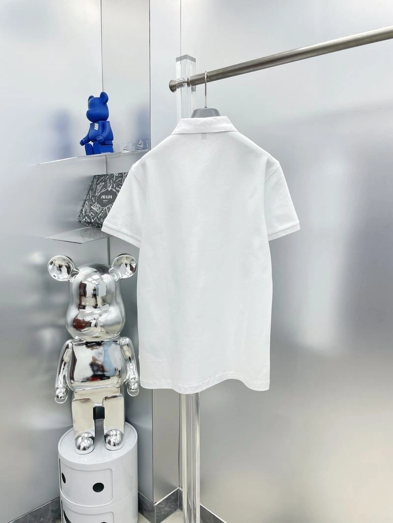 Sporty Burberry T-Shirts 101833