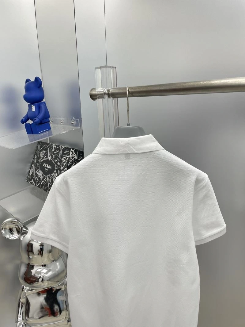 Sporty Burberry T-Shirts 101833
