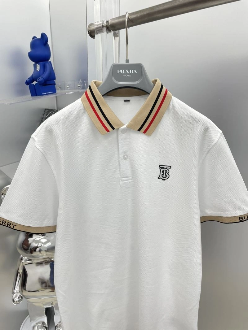 Compact Burberry T-Shirts 101814