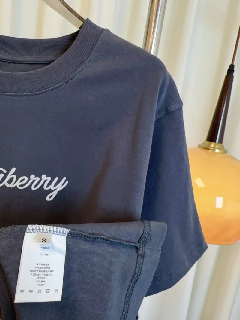 ComfortFit Burberry T-Shirts 99294