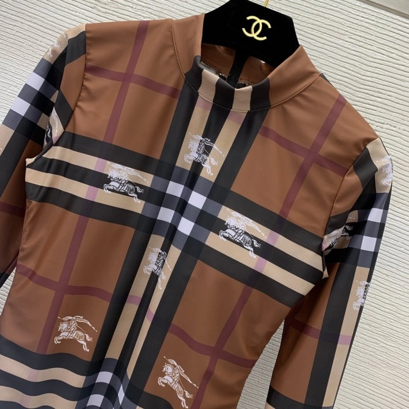Fashionable Burberry T-Shirts 99099