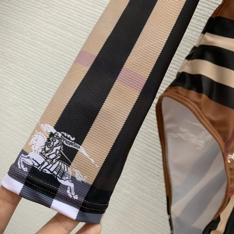Fashionable Burberry T-Shirts 99099