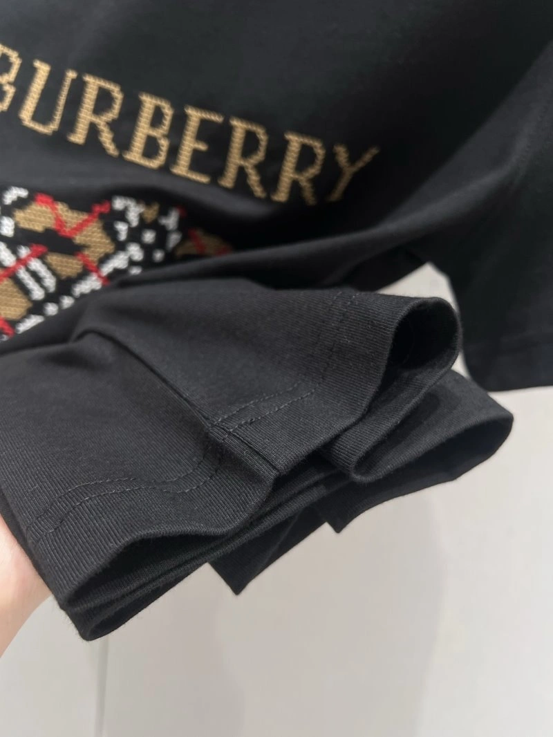 Burberry T-Shirts RelaxedFit 99083