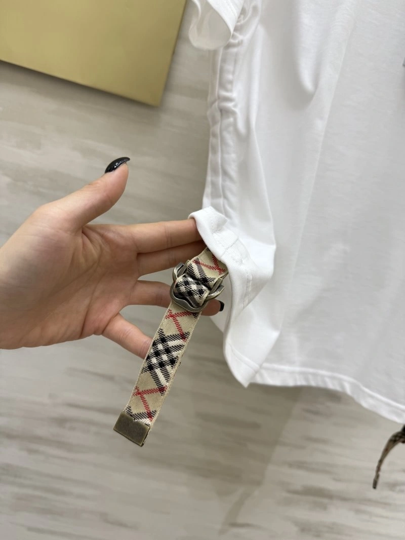 Burberry T-Shirts Youthful 99081