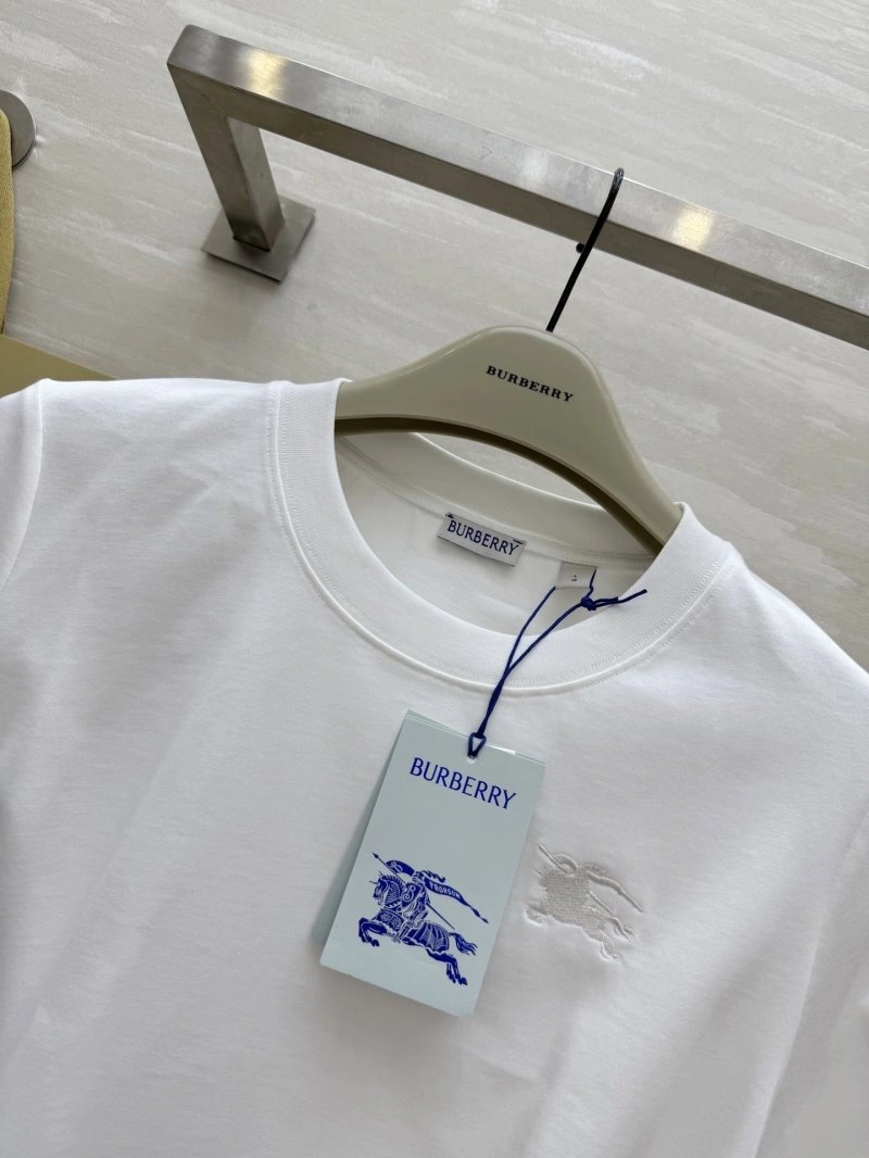 Burberry T-Shirts Youthful 99081