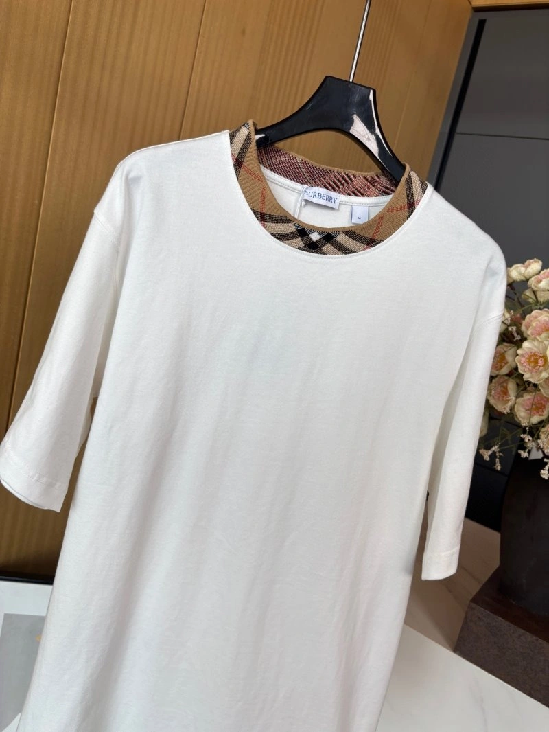 Burberry T-Shirts Comfortable 99071
