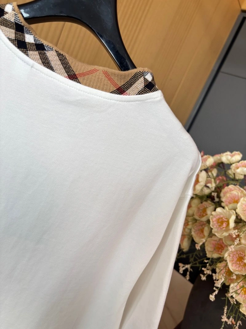 Burberry T-Shirts Comfortable 99071