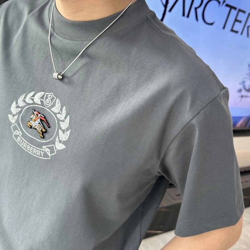 Efficient Burberry T-Shirts 101583
