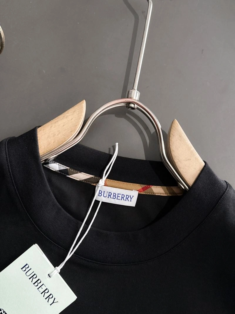 Burberry T-Shirts Sophisticated 101637