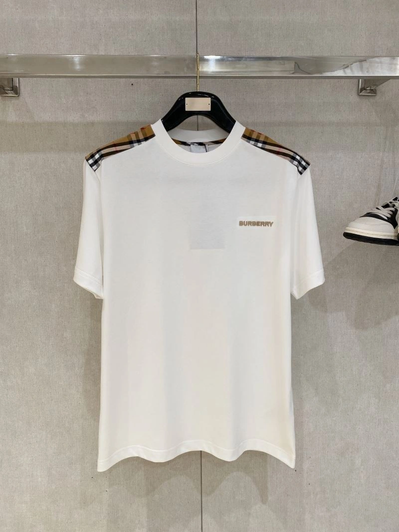 Burberry T-Shirts Cozy 101572