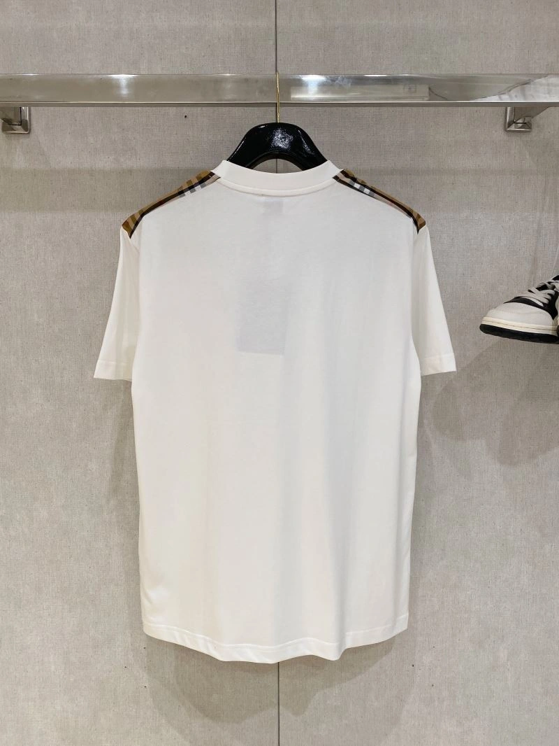 Burberry T-Shirts Cozy 101572