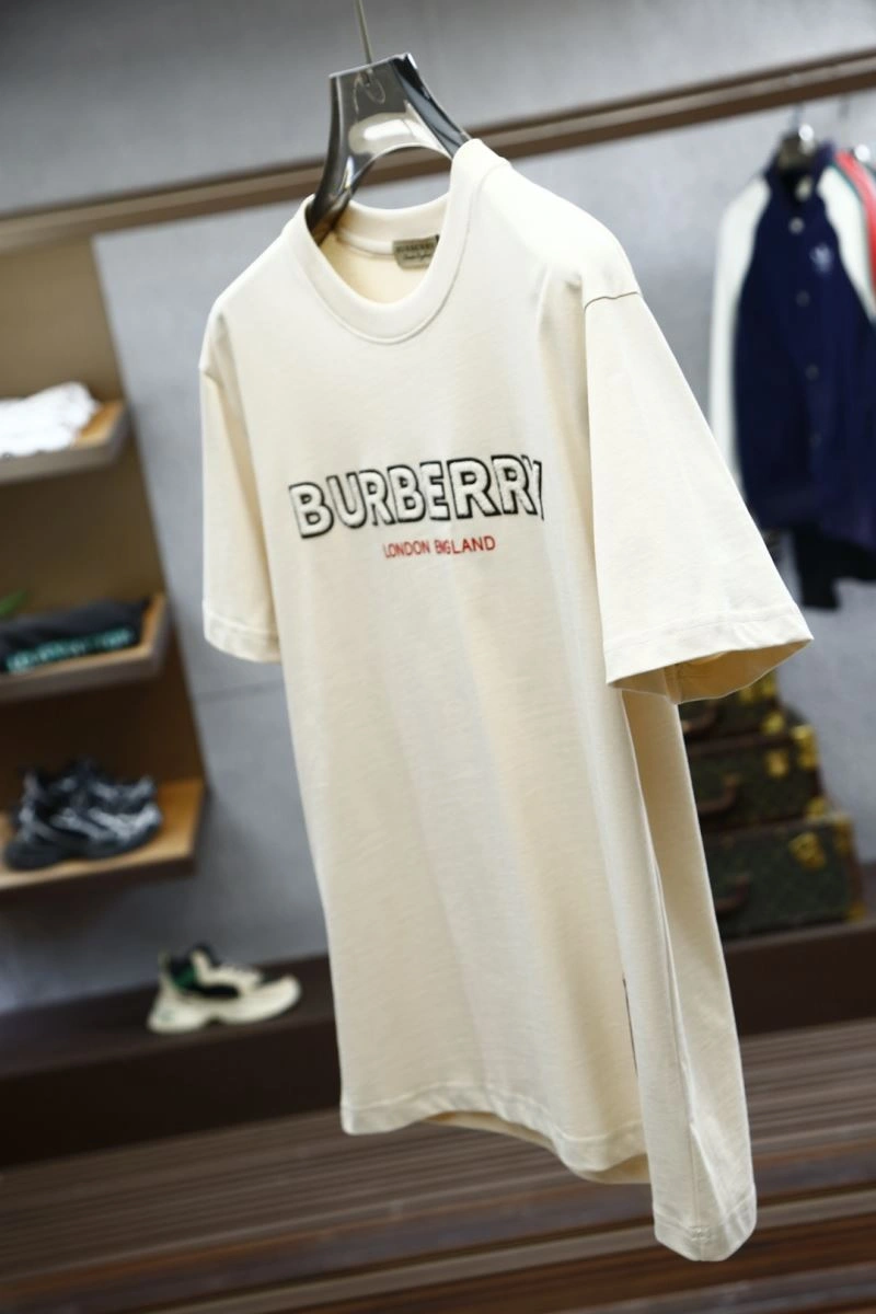 Burberry T-Shirts OnTrend 101550