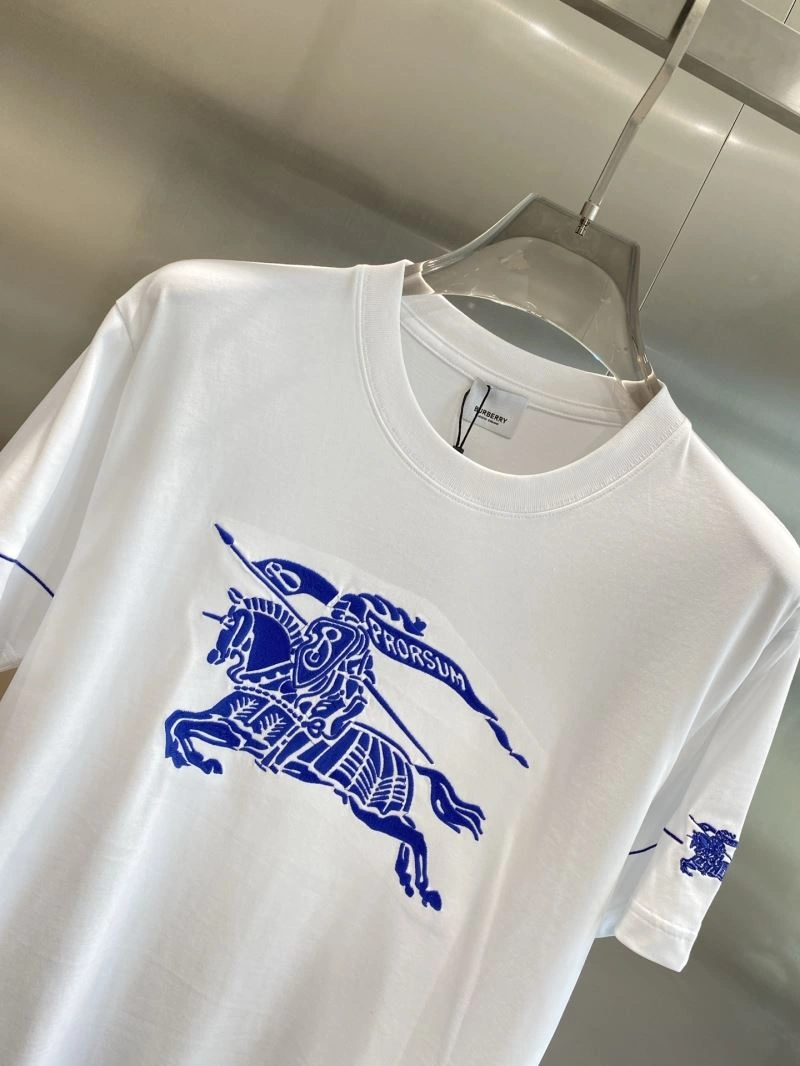 Burberry T-Shirts Resilient 101544