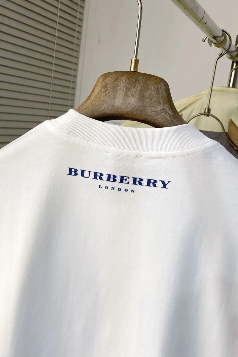 Burberry T-Shirts TravelReady 101545
