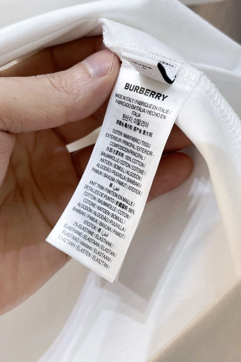 Burberry T-Shirts TravelReady 101545