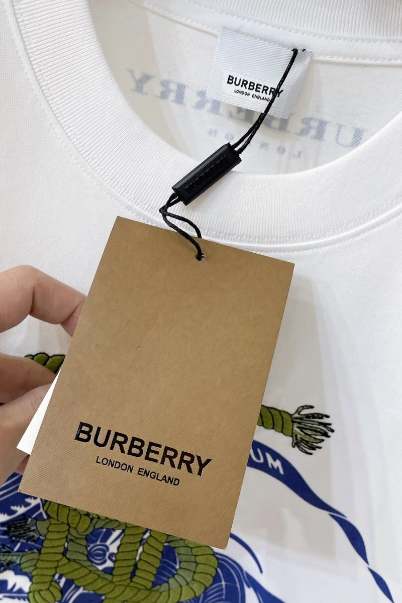 Burberry T-Shirts TravelReady 101545