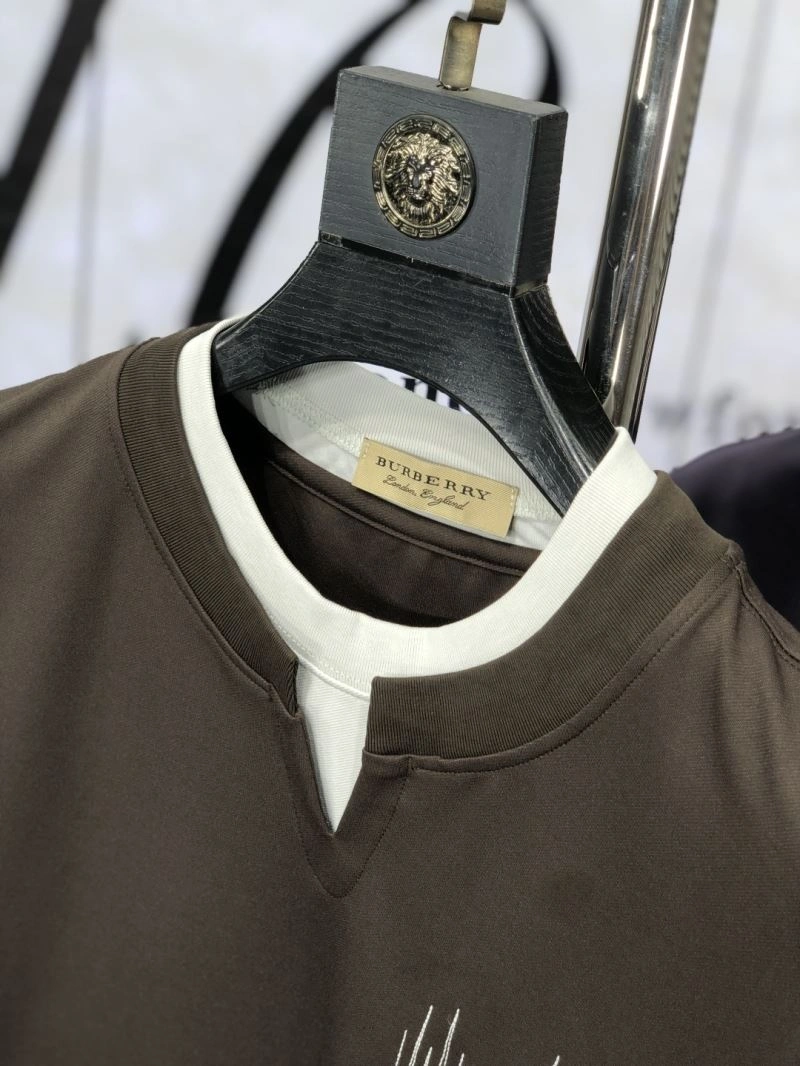 FashionForward Burberry T-Shirts 101525