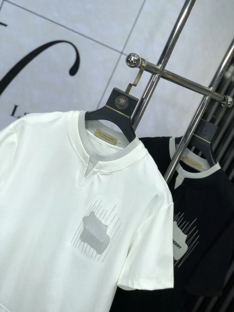 Burberry T-Shirts Functional 101541