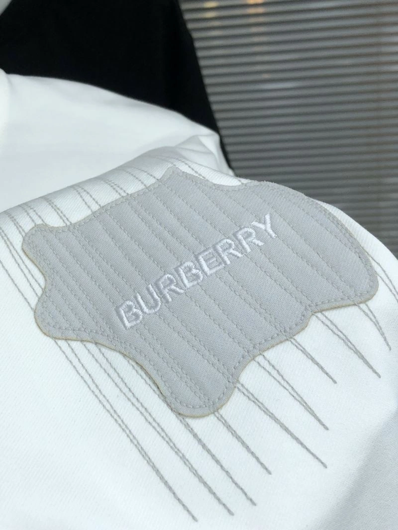 Burberry T-Shirts Functional 101541