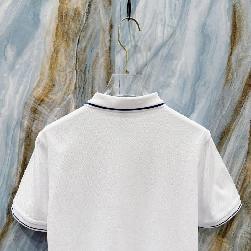 Burberry T-Shirts Unisex 101505