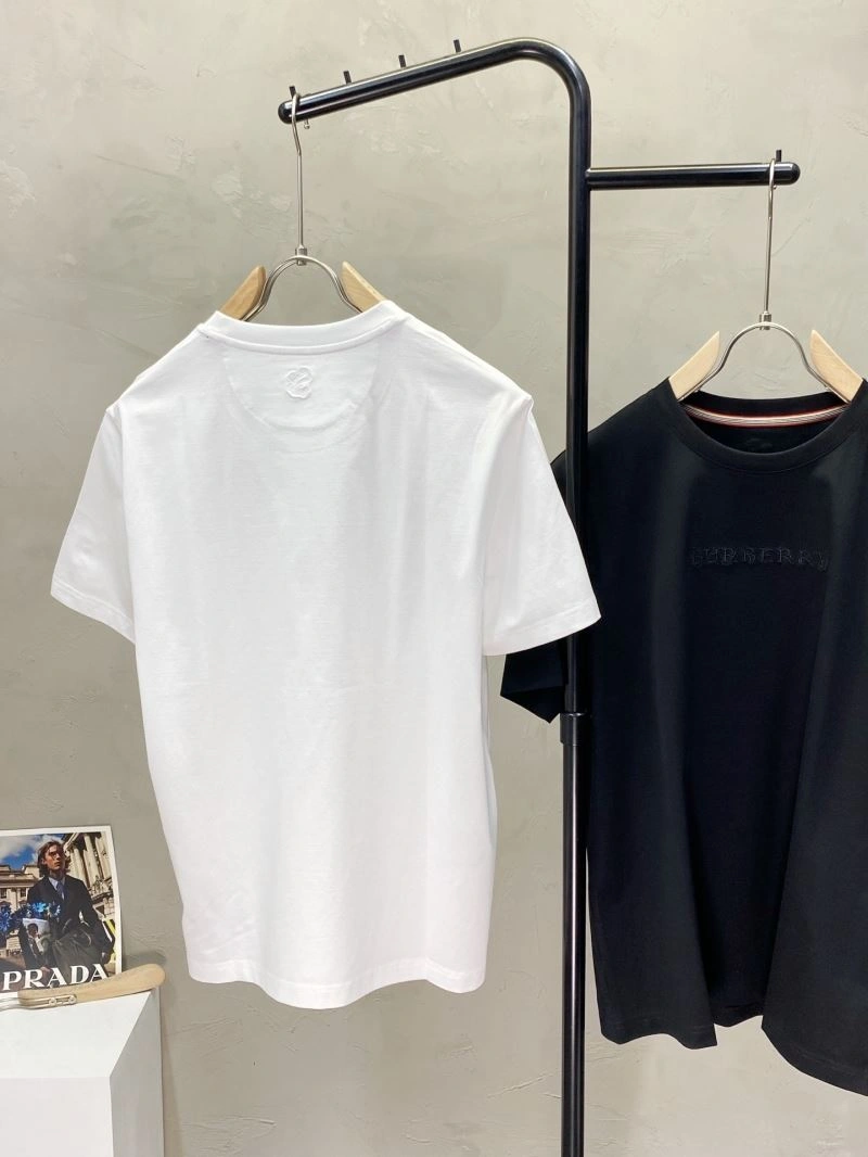 Effortless Burberry T-Shirts 101495