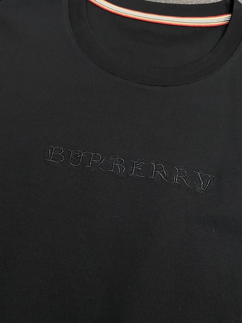 Effortless Burberry T-Shirts 101495