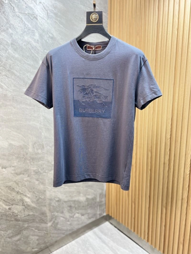 Versatile Burberry T-Shirts 101538