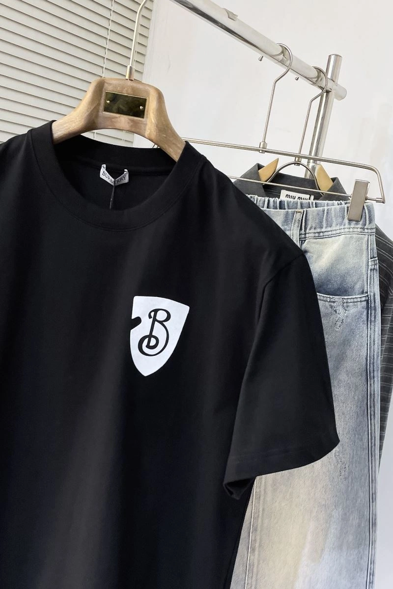Burberry T-Shirts Lightweight 101535