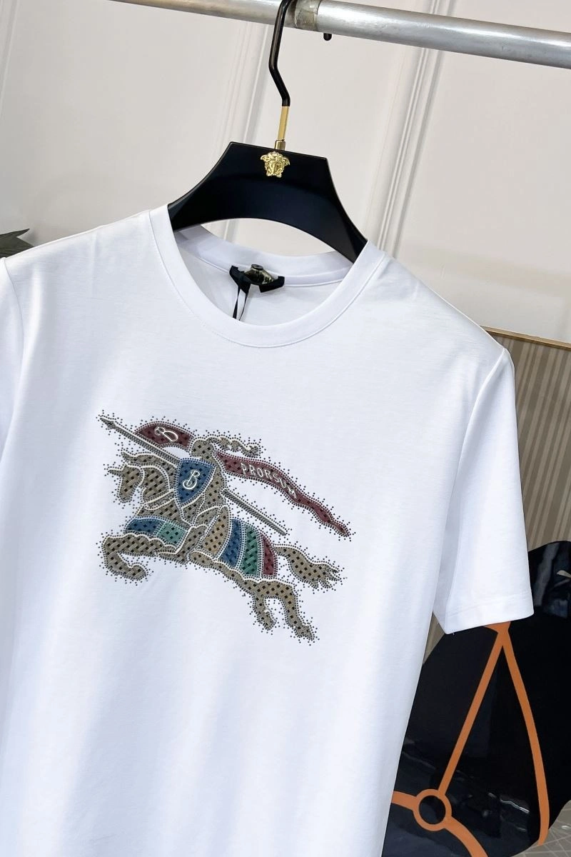 Timeless Burberry T-Shirts 101490