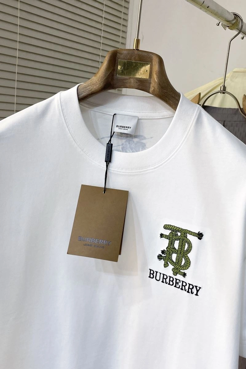 FashionForward Burberry T-Shirts 101568