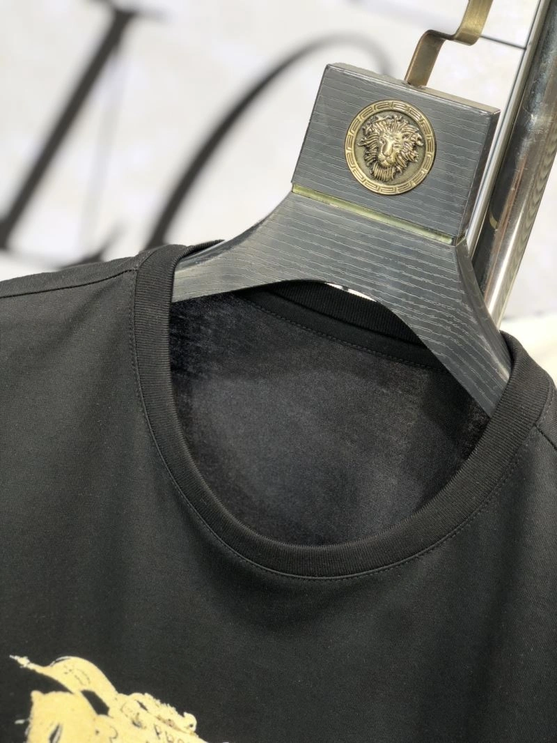 Burberry T-Shirts Sleek 101485
