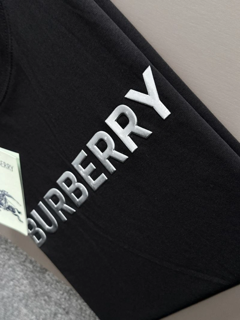 Burberry T-Shirts Lightweight 101449
