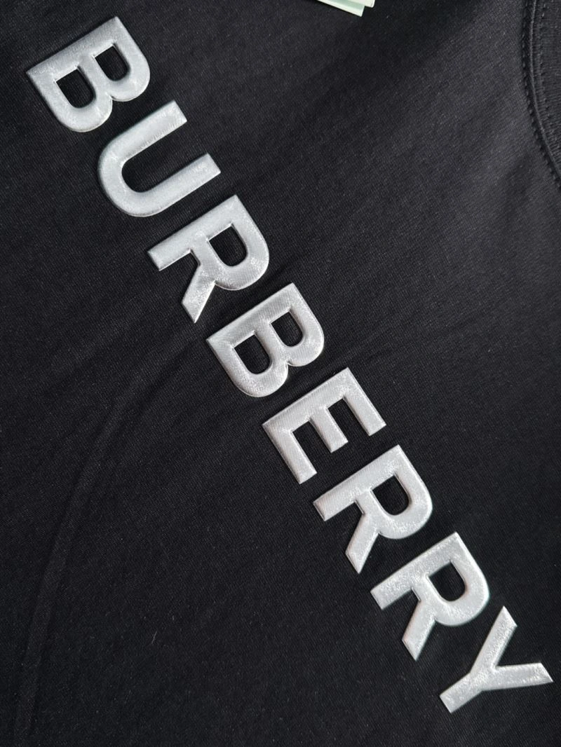 Burberry T-Shirts Lightweight 101449