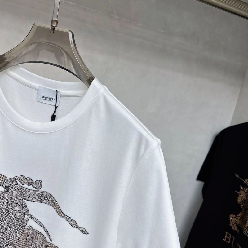 Elegant Burberry T-Shirts 101455