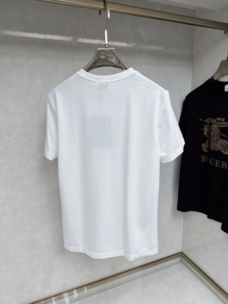 Elegant Burberry T-Shirts 101455