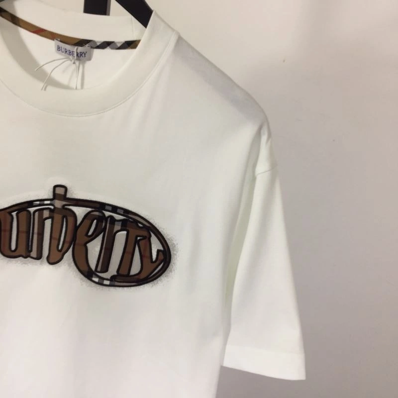 Sleek Burberry T-Shirts 101442