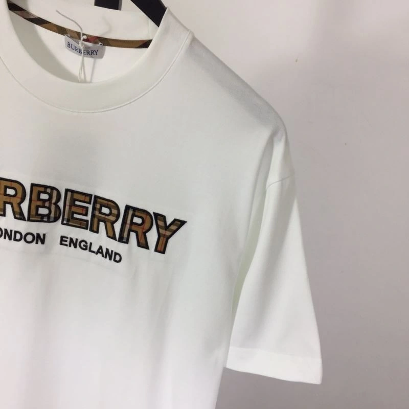Seasonal Burberry T-Shirts 101439