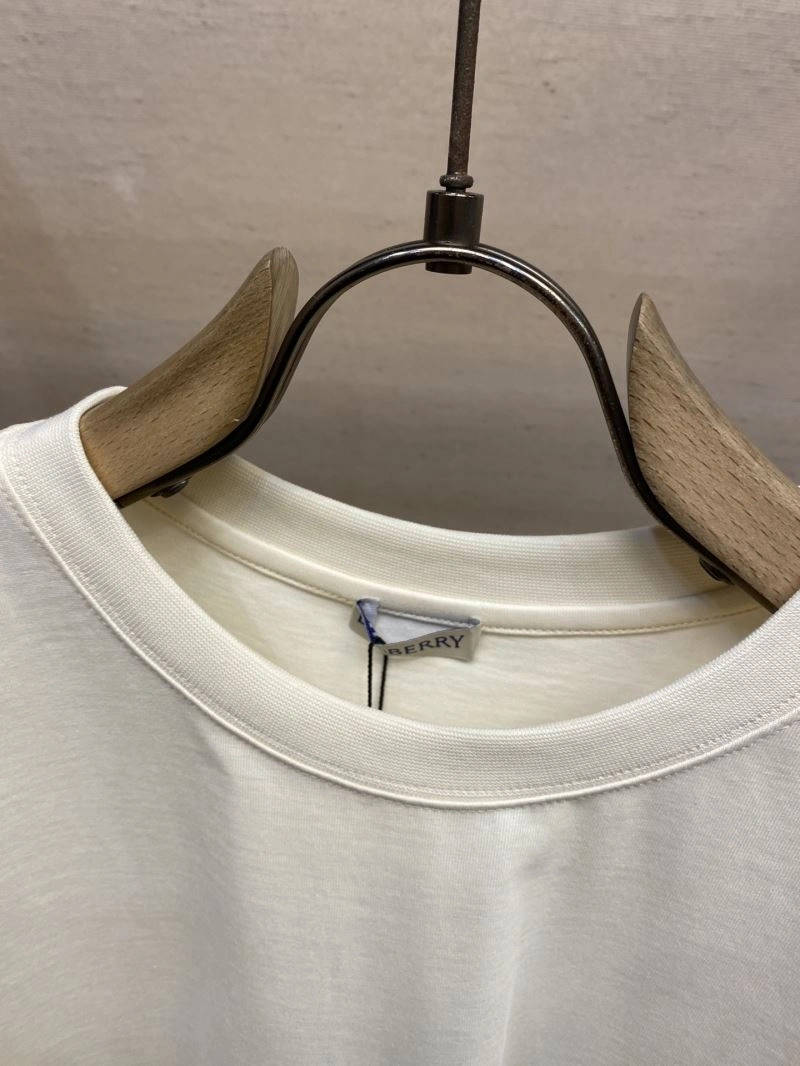 Burberry T-Shirts Contemporary 101470