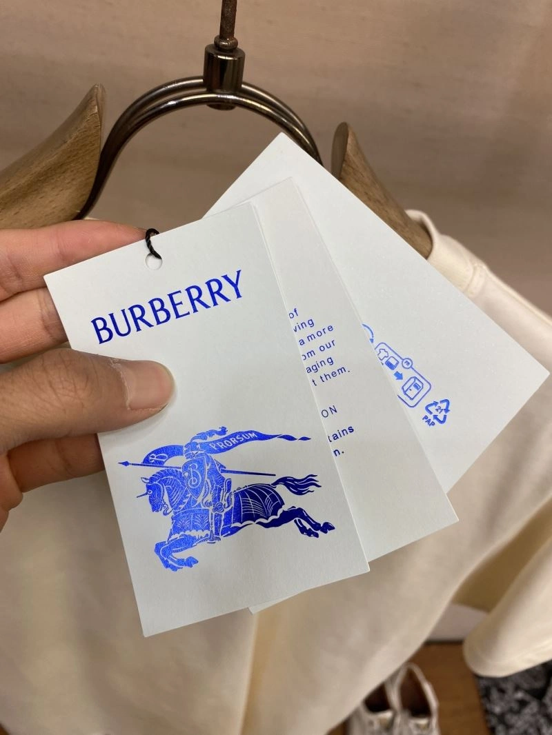 Burberry T-Shirts Contemporary 101470