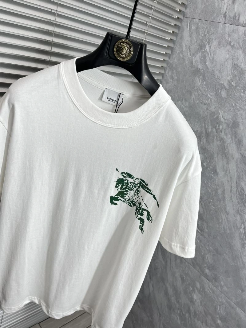 Burberry T-Shirts Versatile 101507