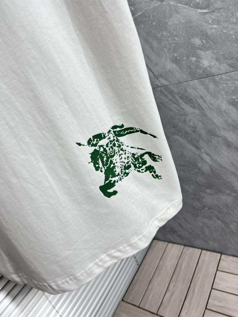 Burberry T-Shirts Versatile 101507