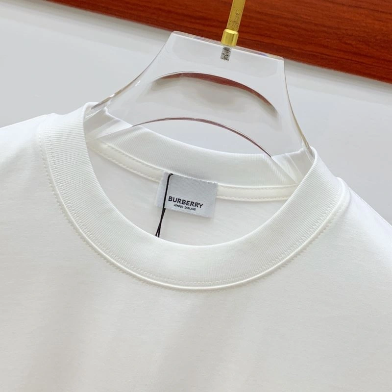 Burberry T-Shirts Functional 101431