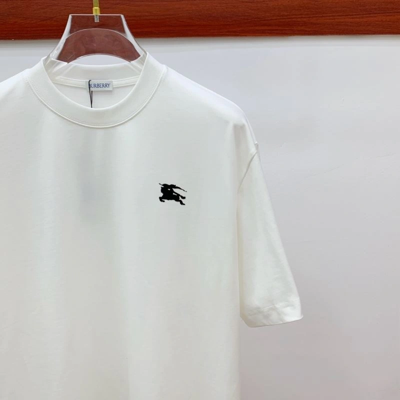 Burberry T-Shirts Neat 101428