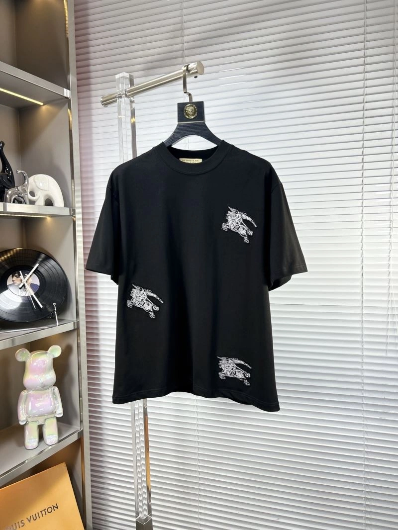 Burberry T-Shirts ModernLook 101405